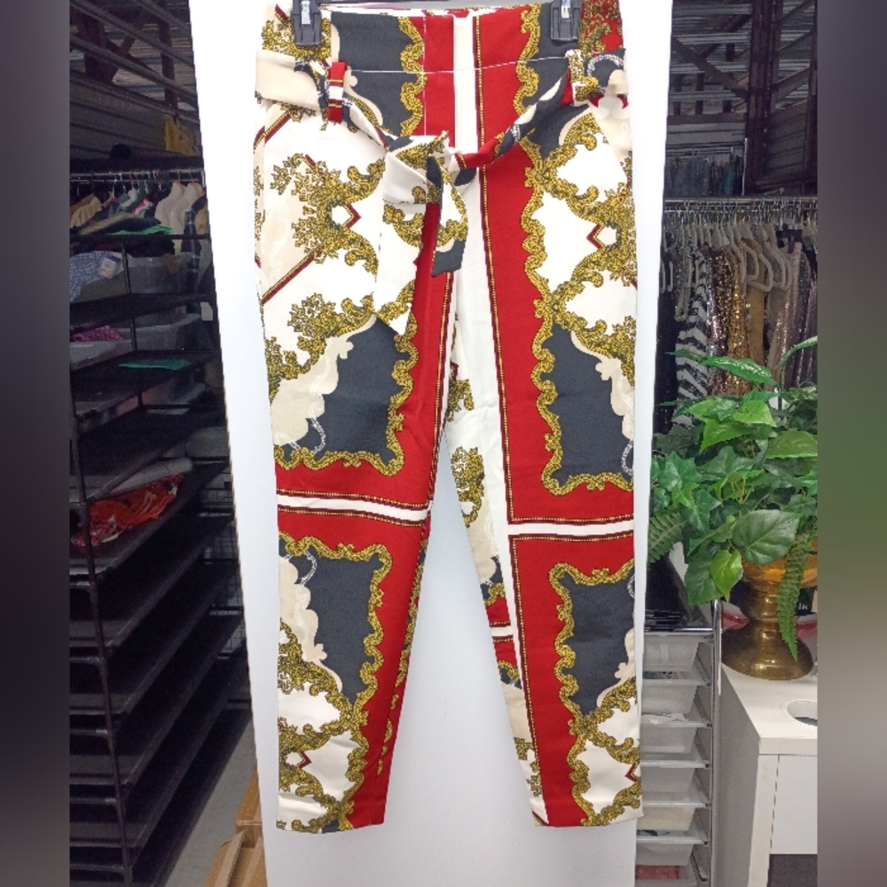 New York & Company Red and Gold Patterned Trousers - Picture 11 of 13